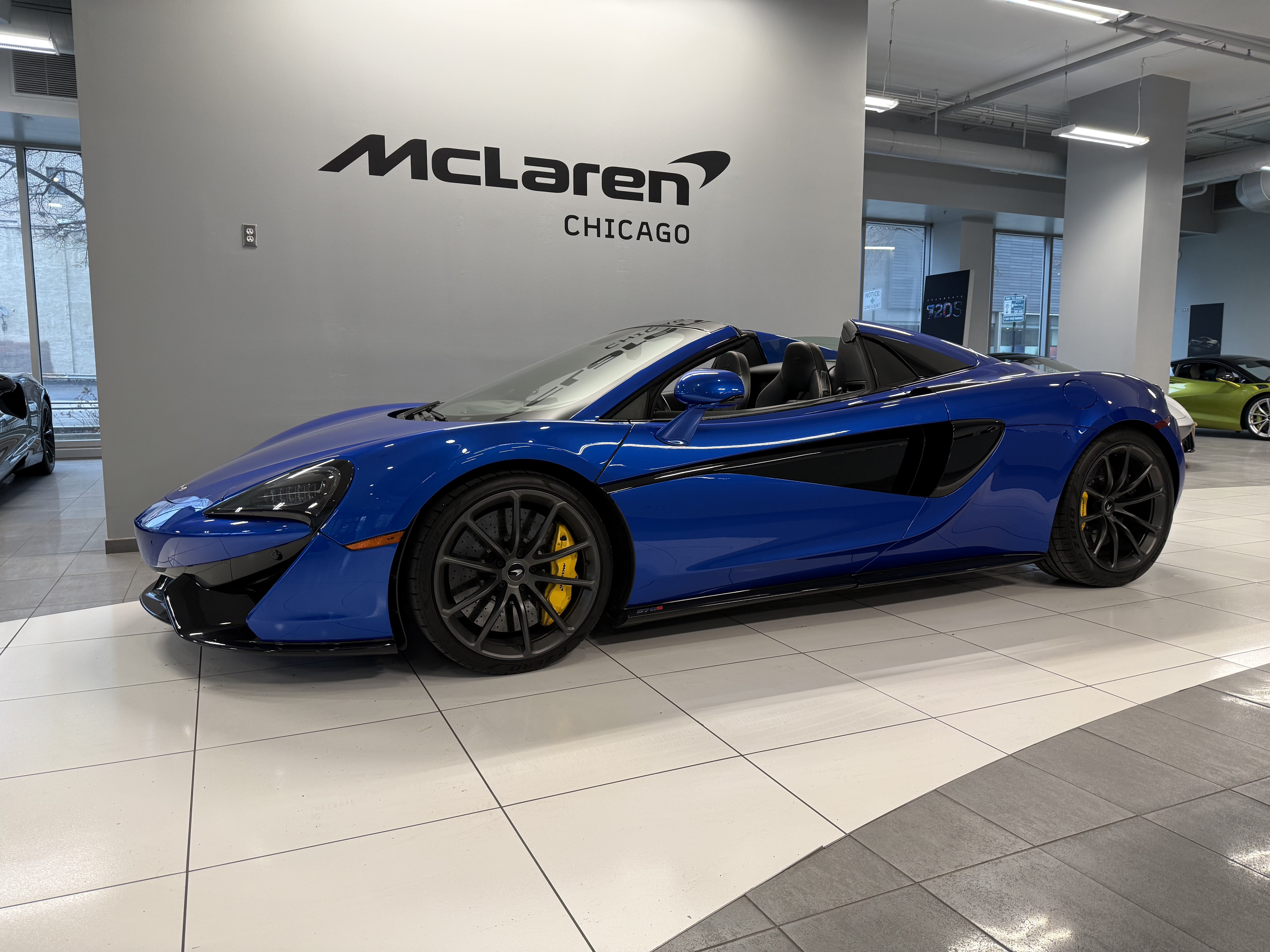 2020 McLaren 570S Spider RWD