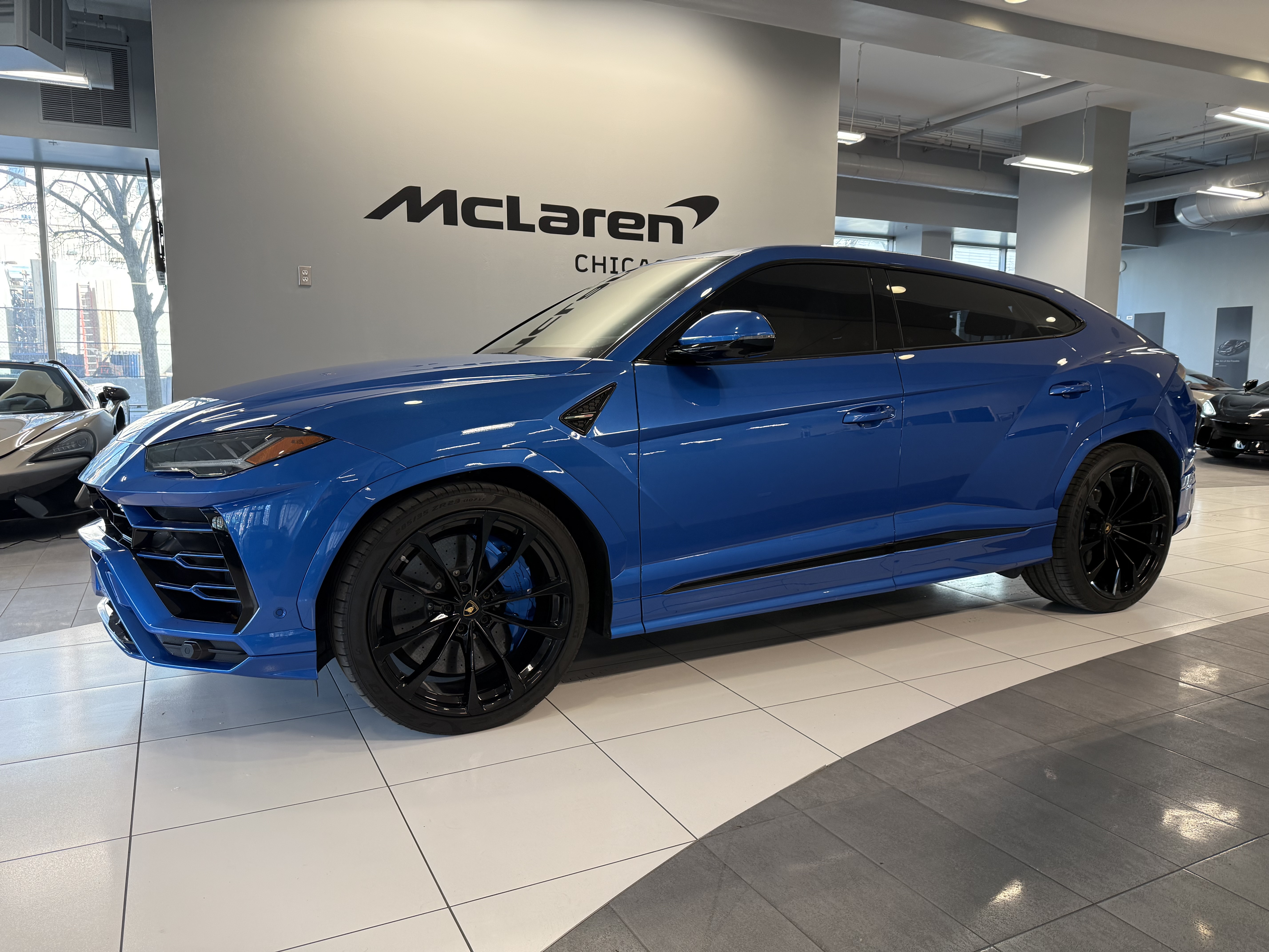 2021 Lamborghini Urus AWD