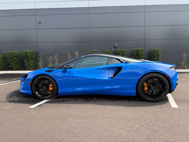 2025 McLaren Artura RWD