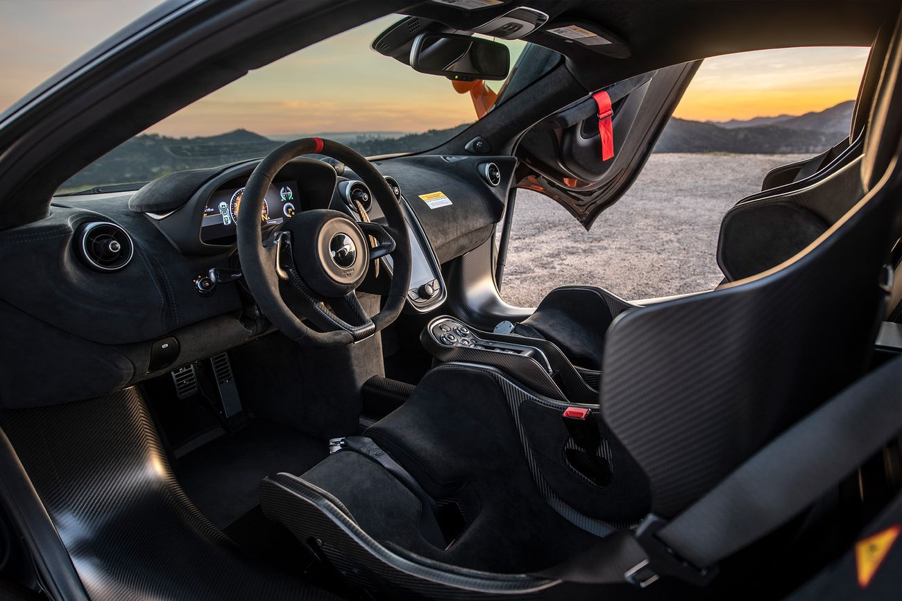 McLaren 620R model guide