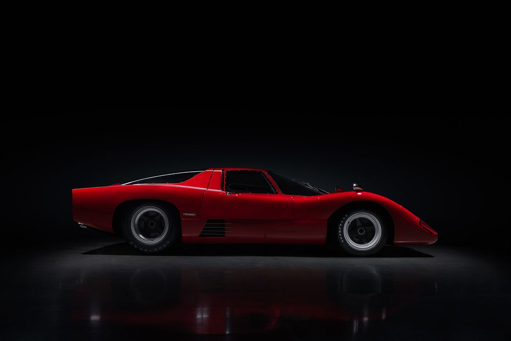 McLaren M6GT model guide
