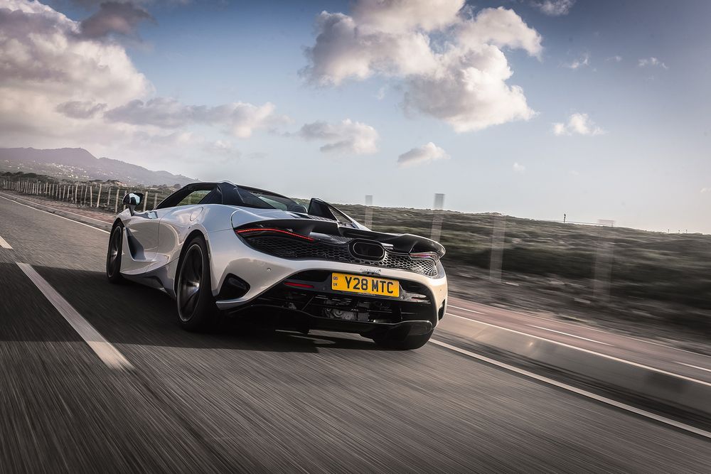 McLaren 750S Spider model guide