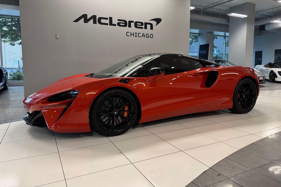 2024 McLaren Artura Performance for sale
