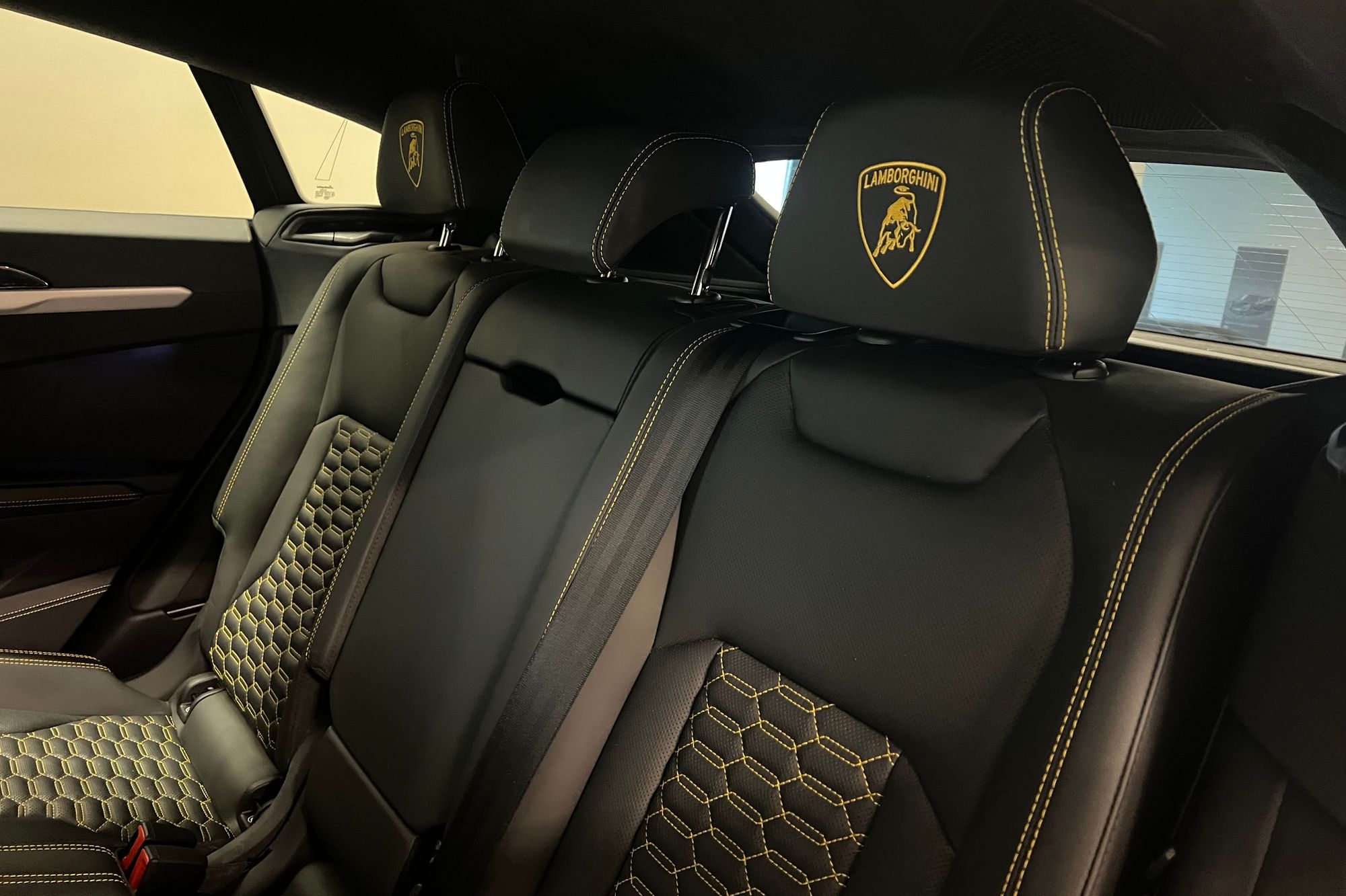 2020 Lamborghini Urus Base for sale