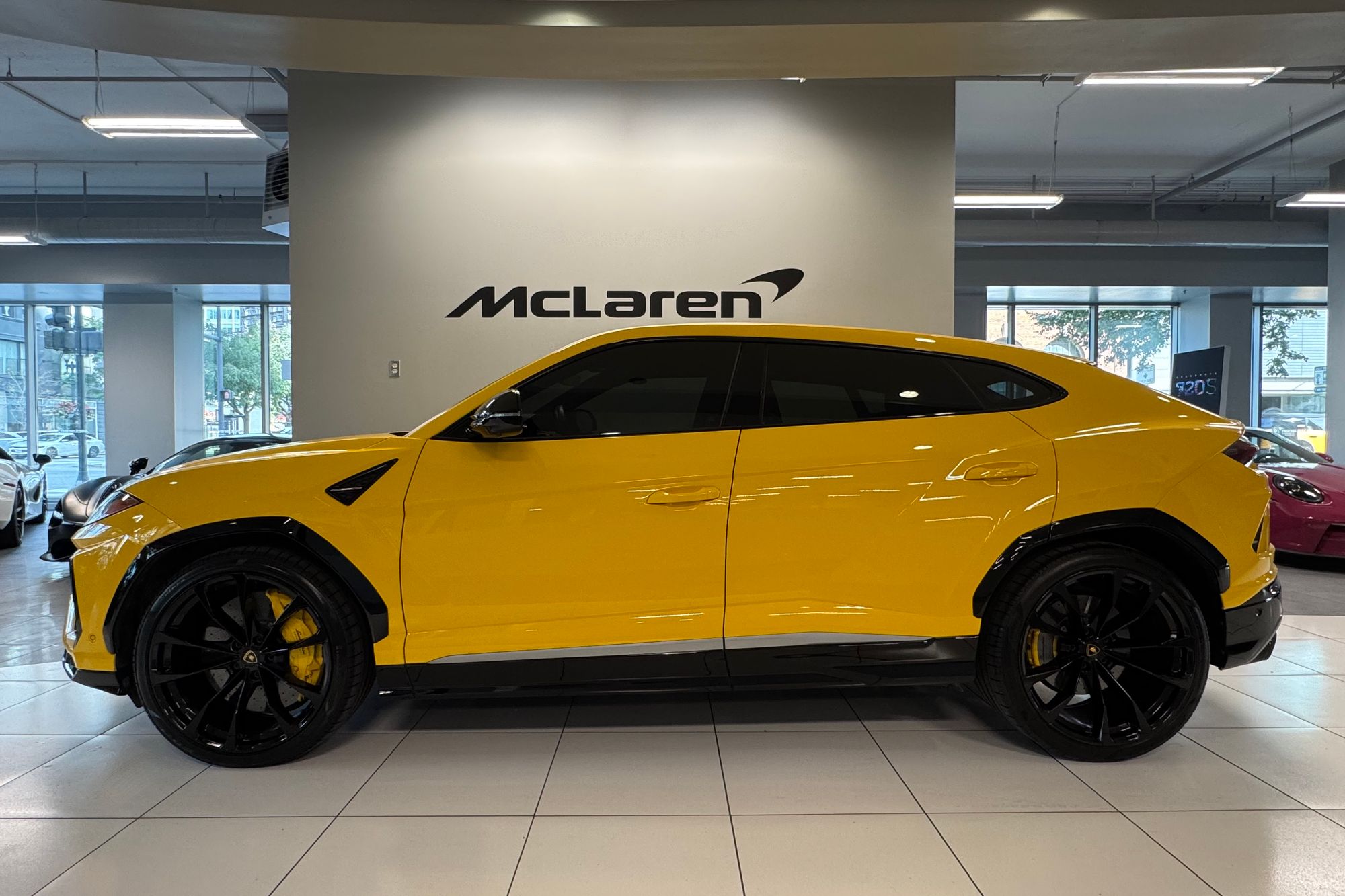 2020 Lamborghini Urus Base for sale