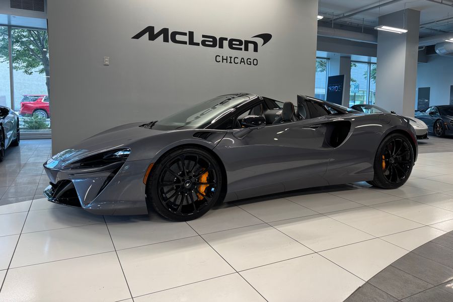 2026 McLaren Artura  for sale