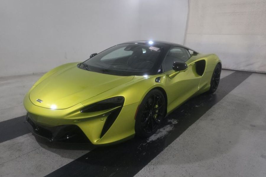 2023 McLaren Artura Performance for sale