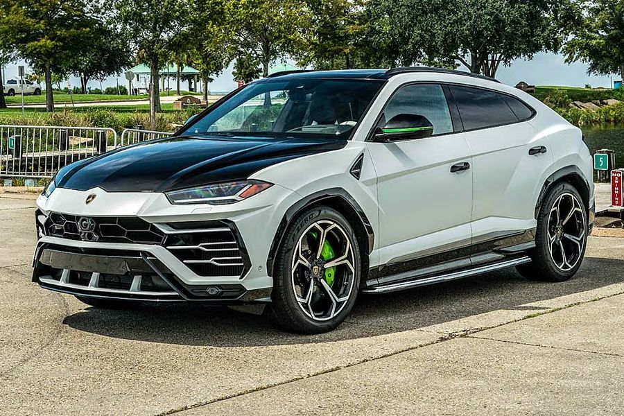 2019 Lamborghini Urus Base for sale