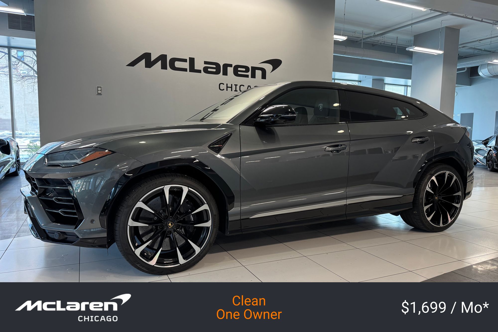 2020 Lamborghini Urus Base's photo