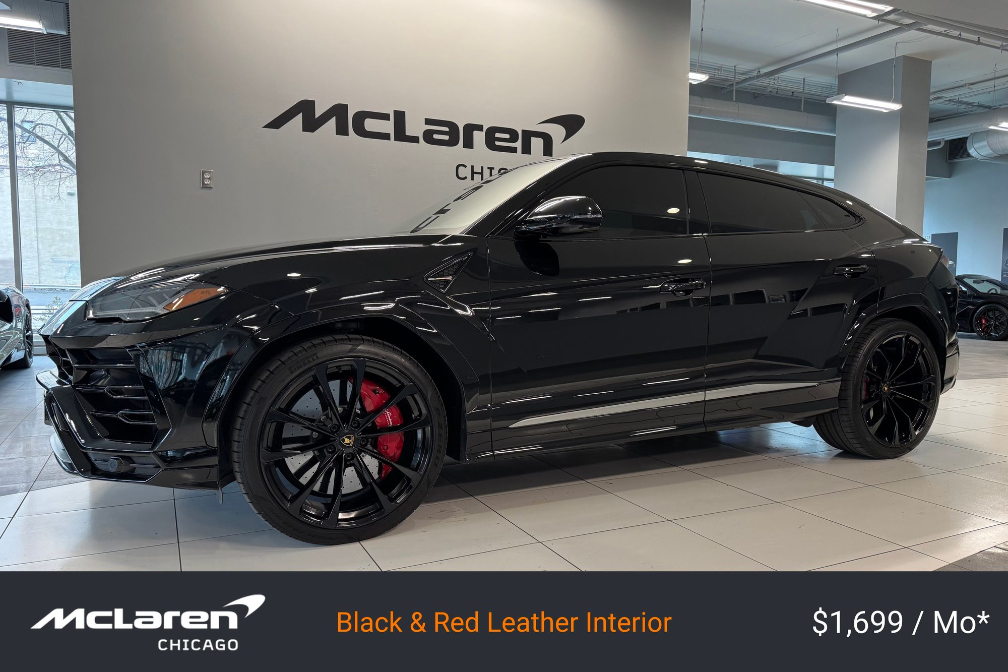 2022 Lamborghini Urus's photo