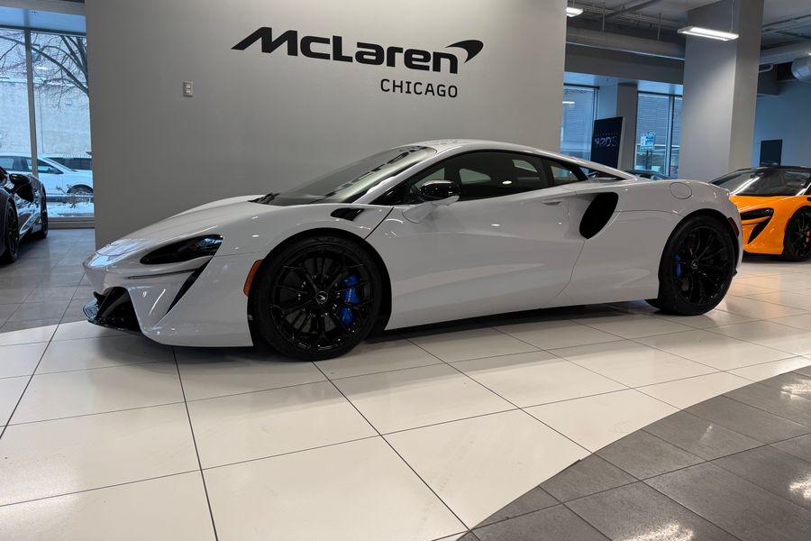2026 McLaren Artura  for sale