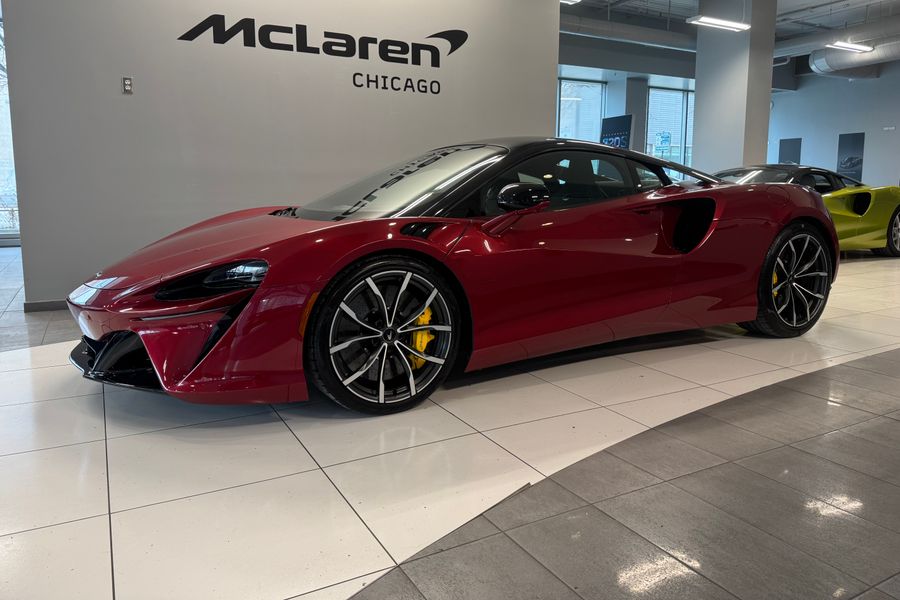 2023 McLaren Artura Performance for sale