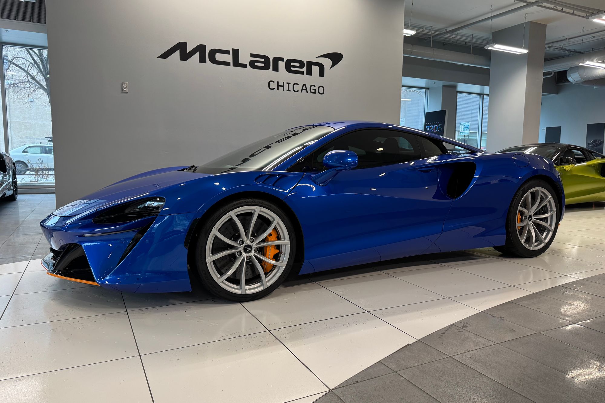 2023 McLaren Artura Vision's photo