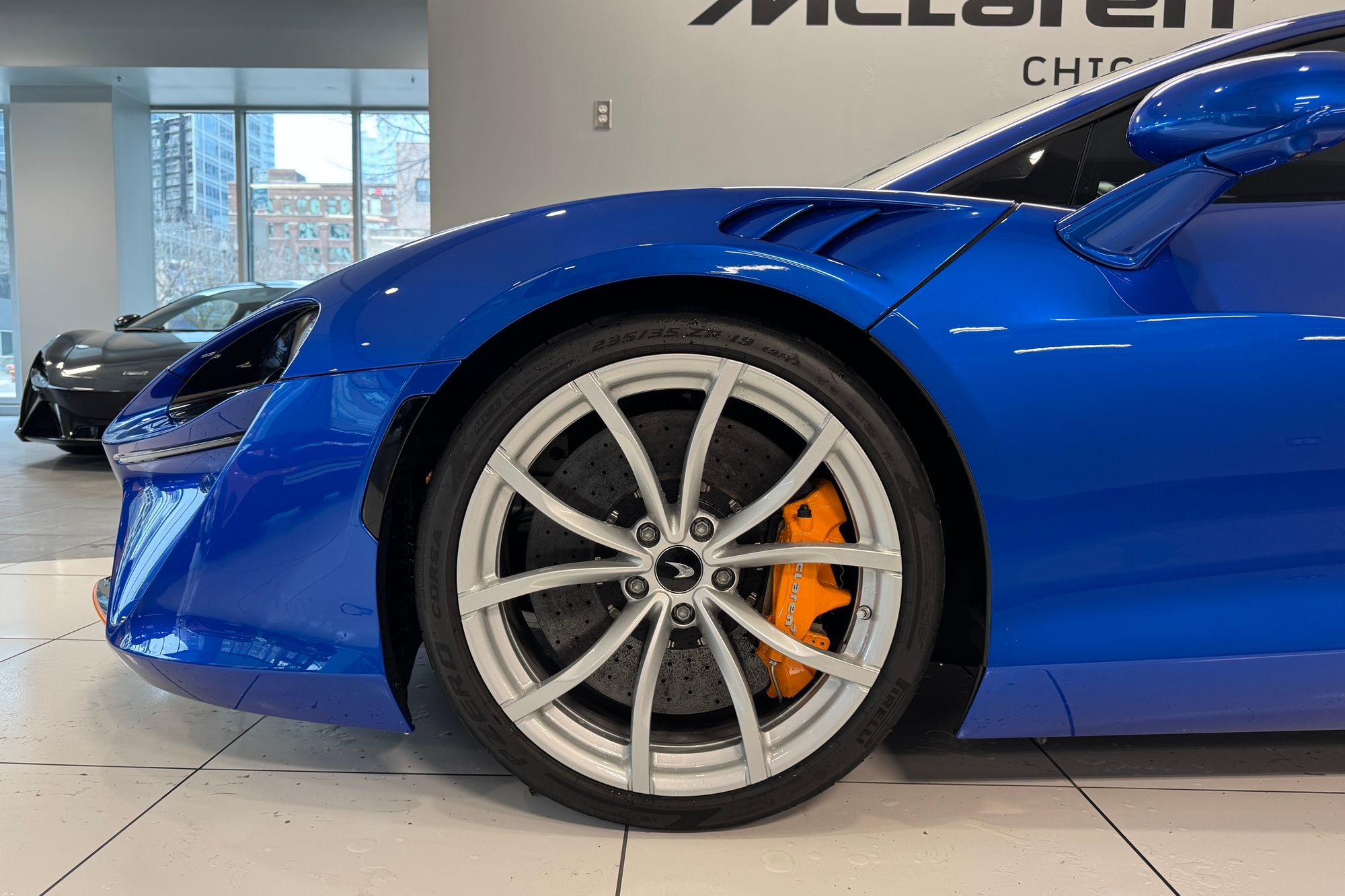 新品　ESSENCE 6'6 ミッドレングス オーシャンブルー 2023 McLaren Artura Vision Previously Sold | McLaren Chicago