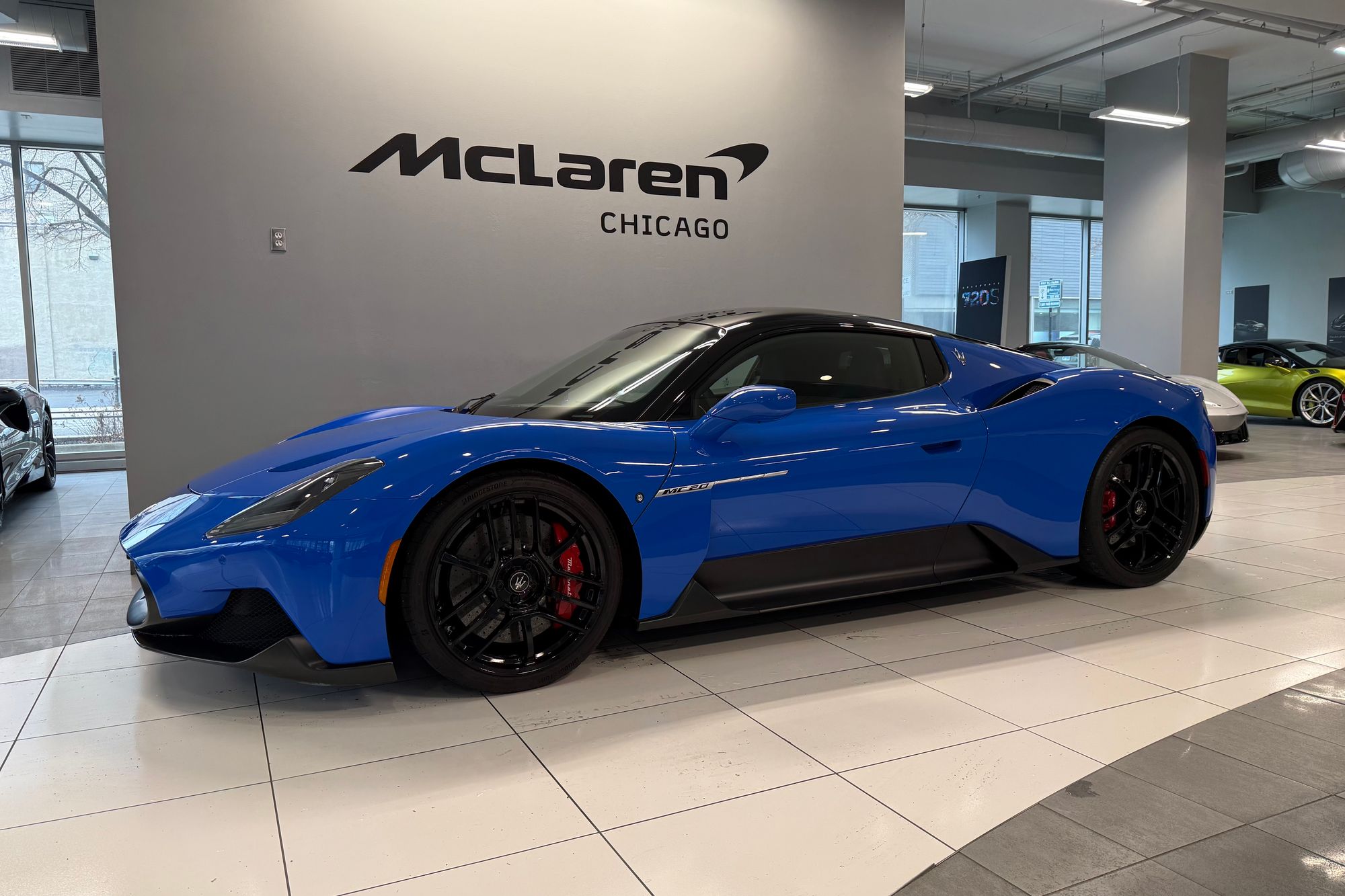 2022 Maserati MC20 Base's photo