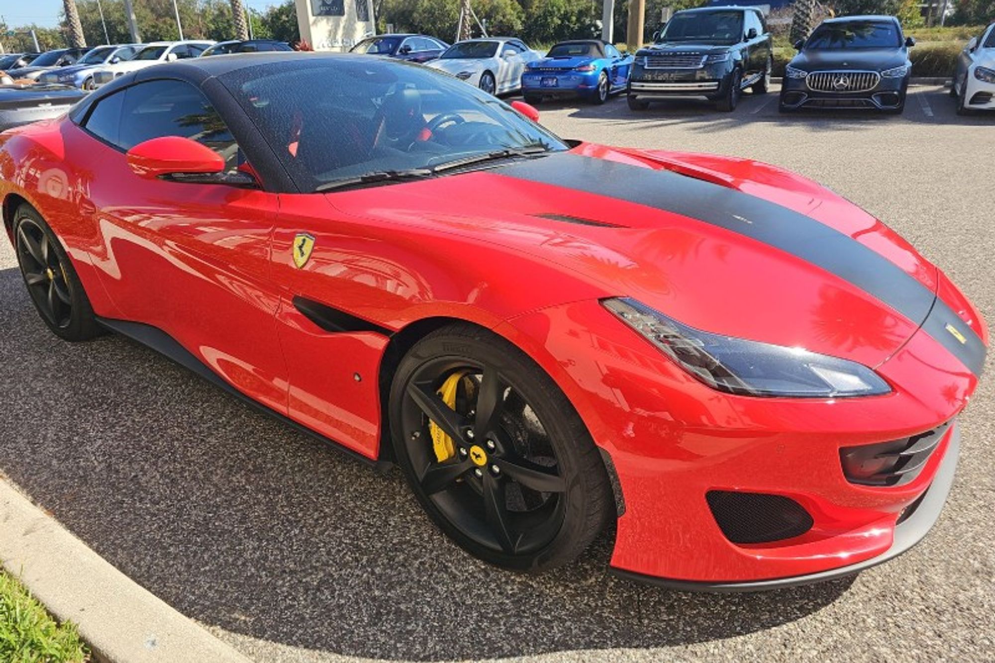 2020 Ferrari Portofino Base's photo