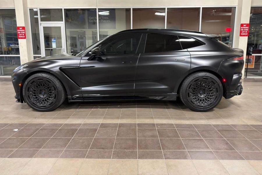 2023 Aston Martin DBX 707 for sale