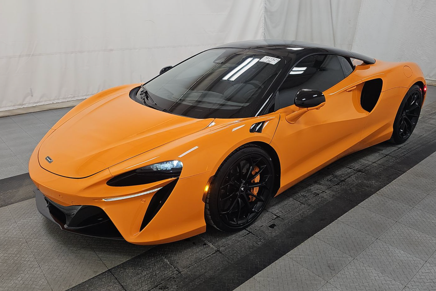 2023 McLaren Artura Performance for sale