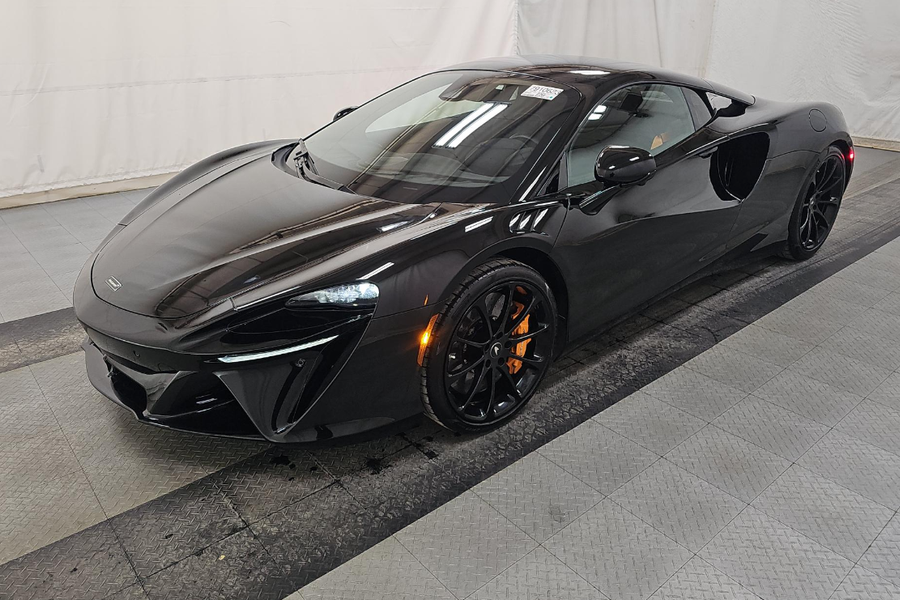 2023 McLaren Artura for sale