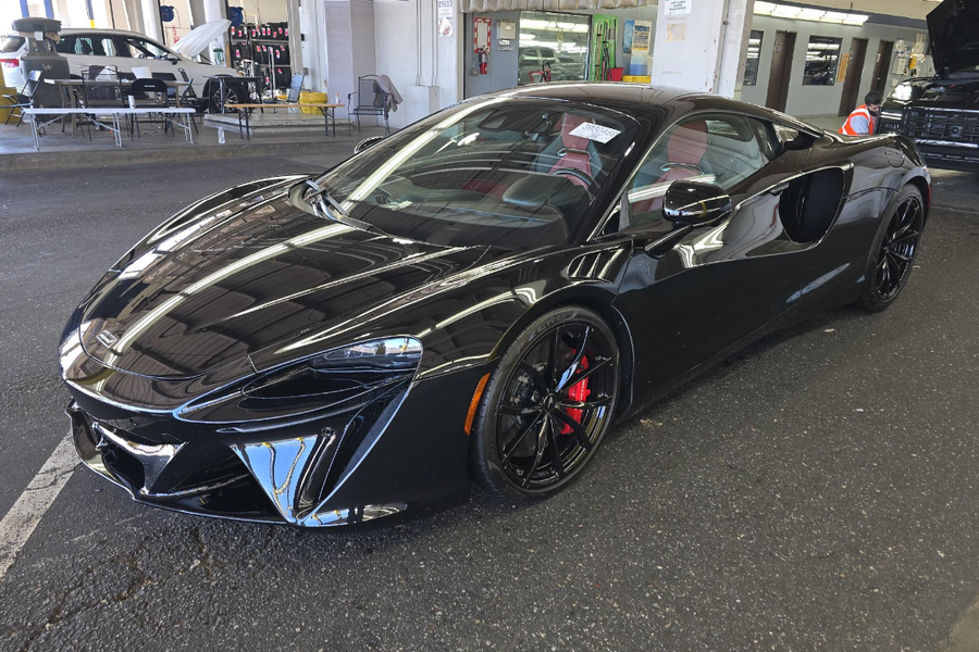 2023 McLaren Artura TechLux for sale