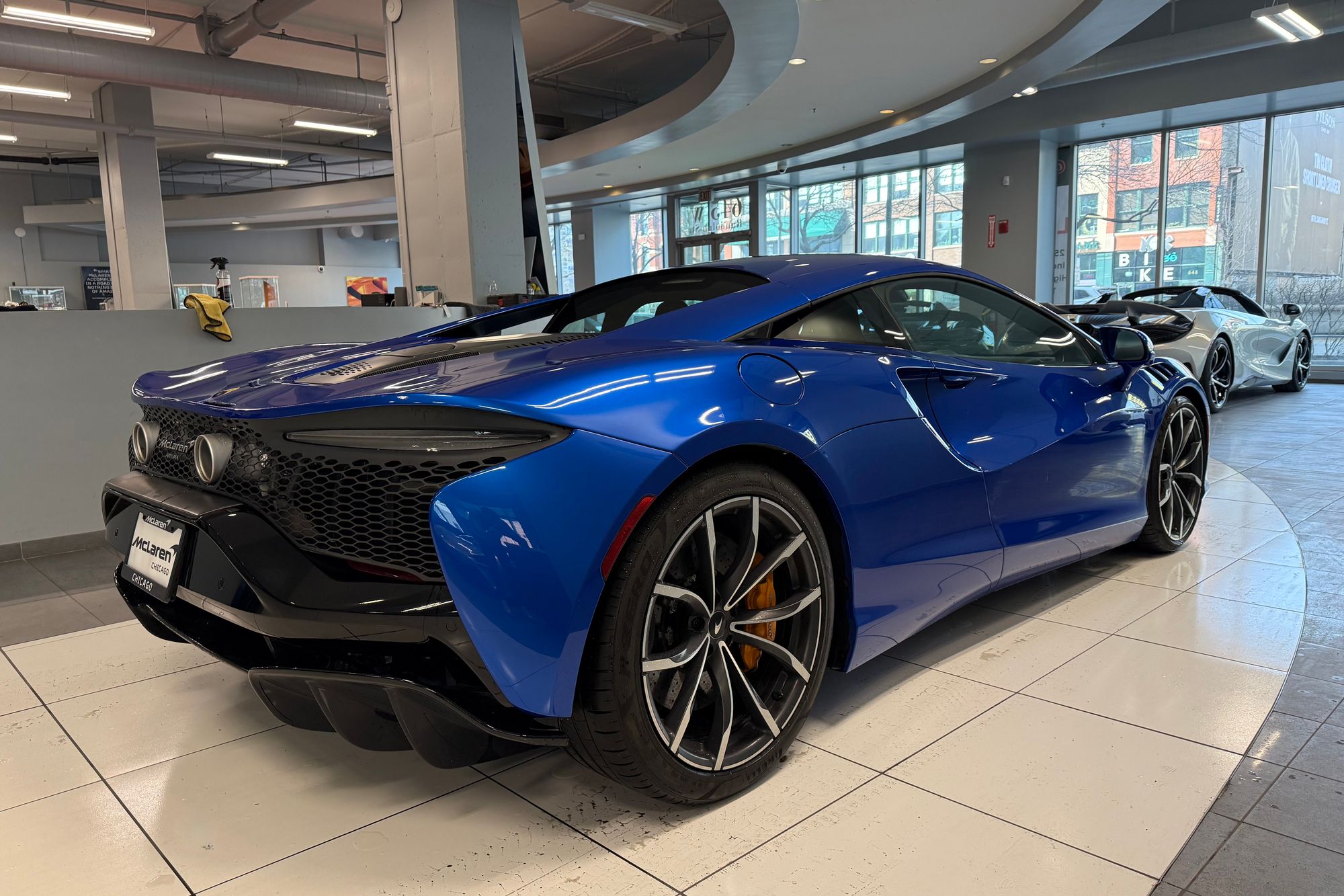 2024 McLaren Artura Performance Previously Sold | McLaren Chicago
