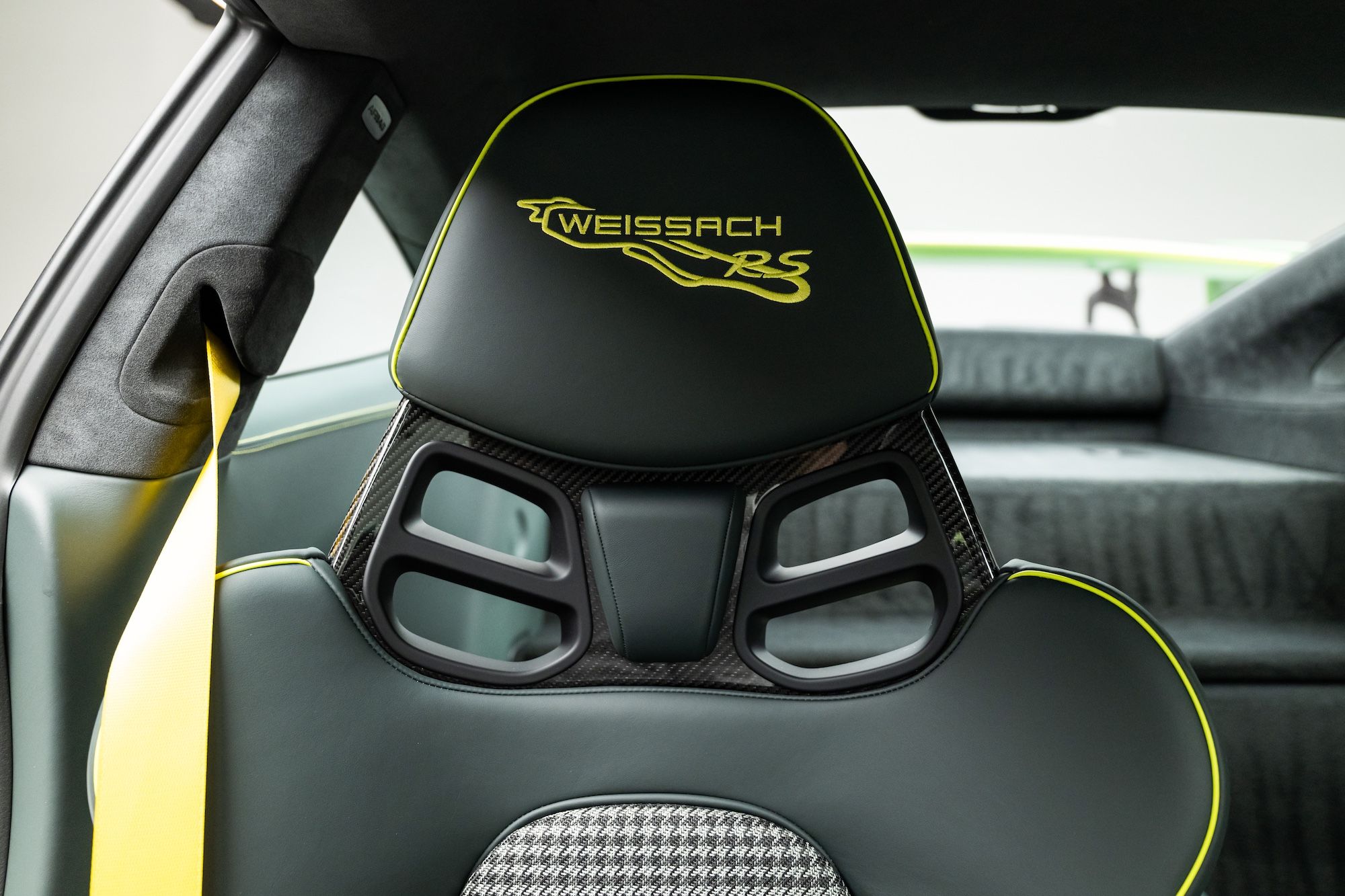 2018 Porsche 911 GT2 RS - Photo 19