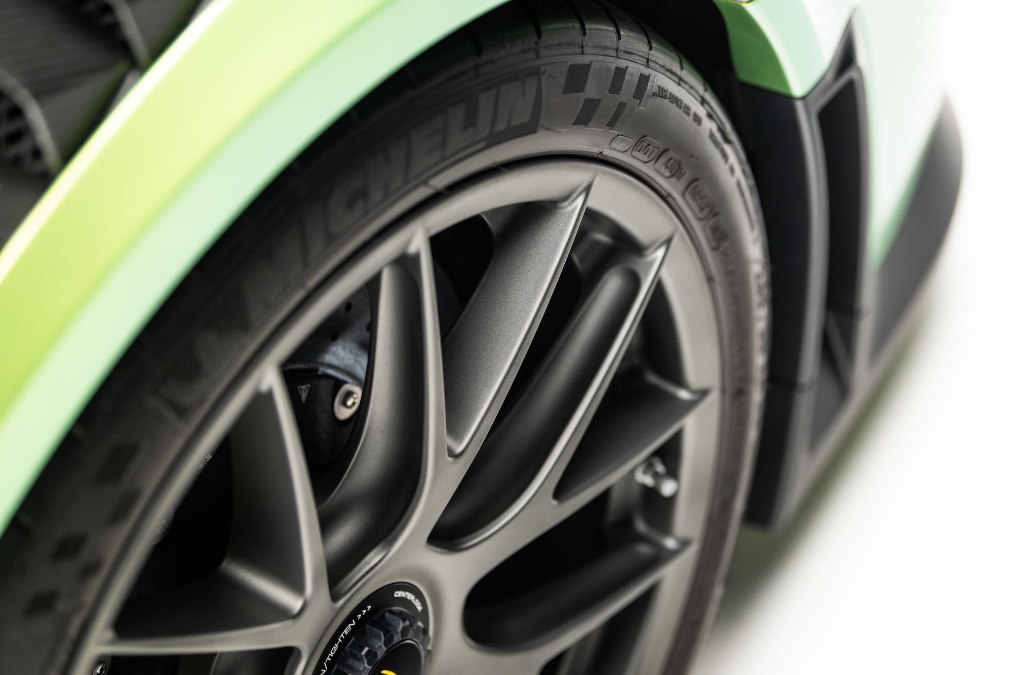 2018 Porsche 911 GT2 RS - Photo 15