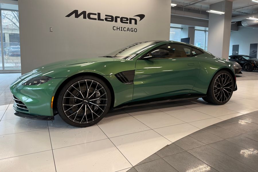 2023 Aston Martin Vantage for sale