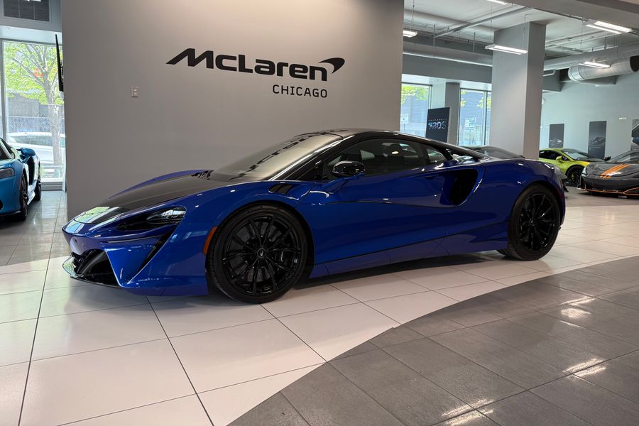 2023 McLaren Artura Performance for sale