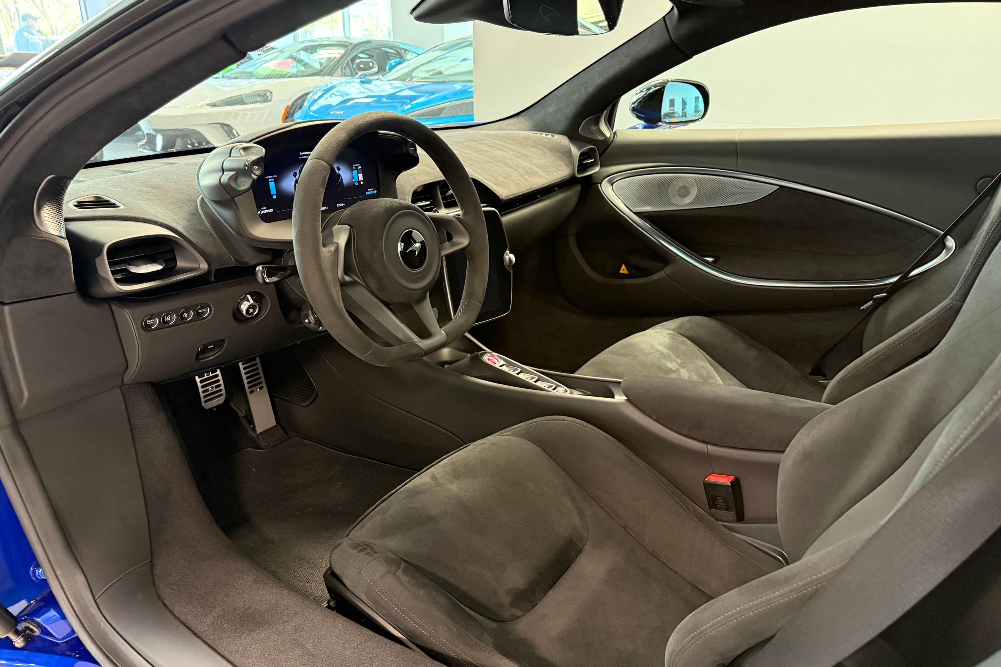 2023 McLaren Artura Base - Photo 14