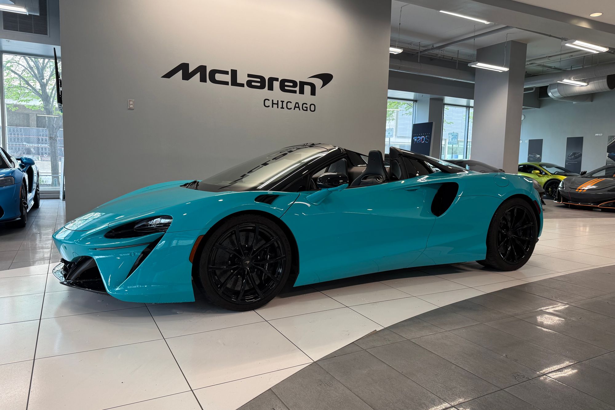 2025 McLaren Artura TechLux Spider Previously Sold | McLaren Chicago