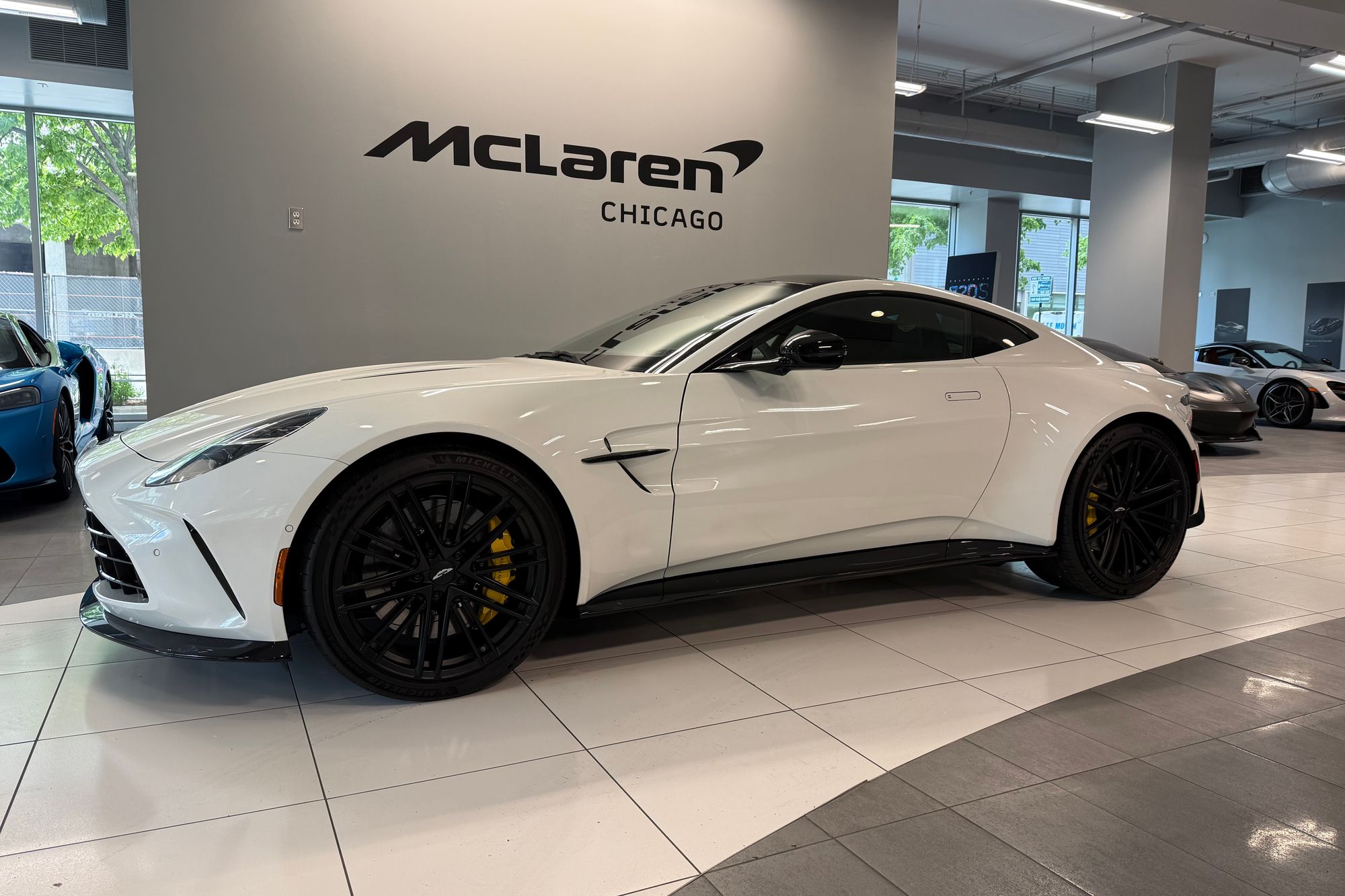 2025 Aston Martin Vantage