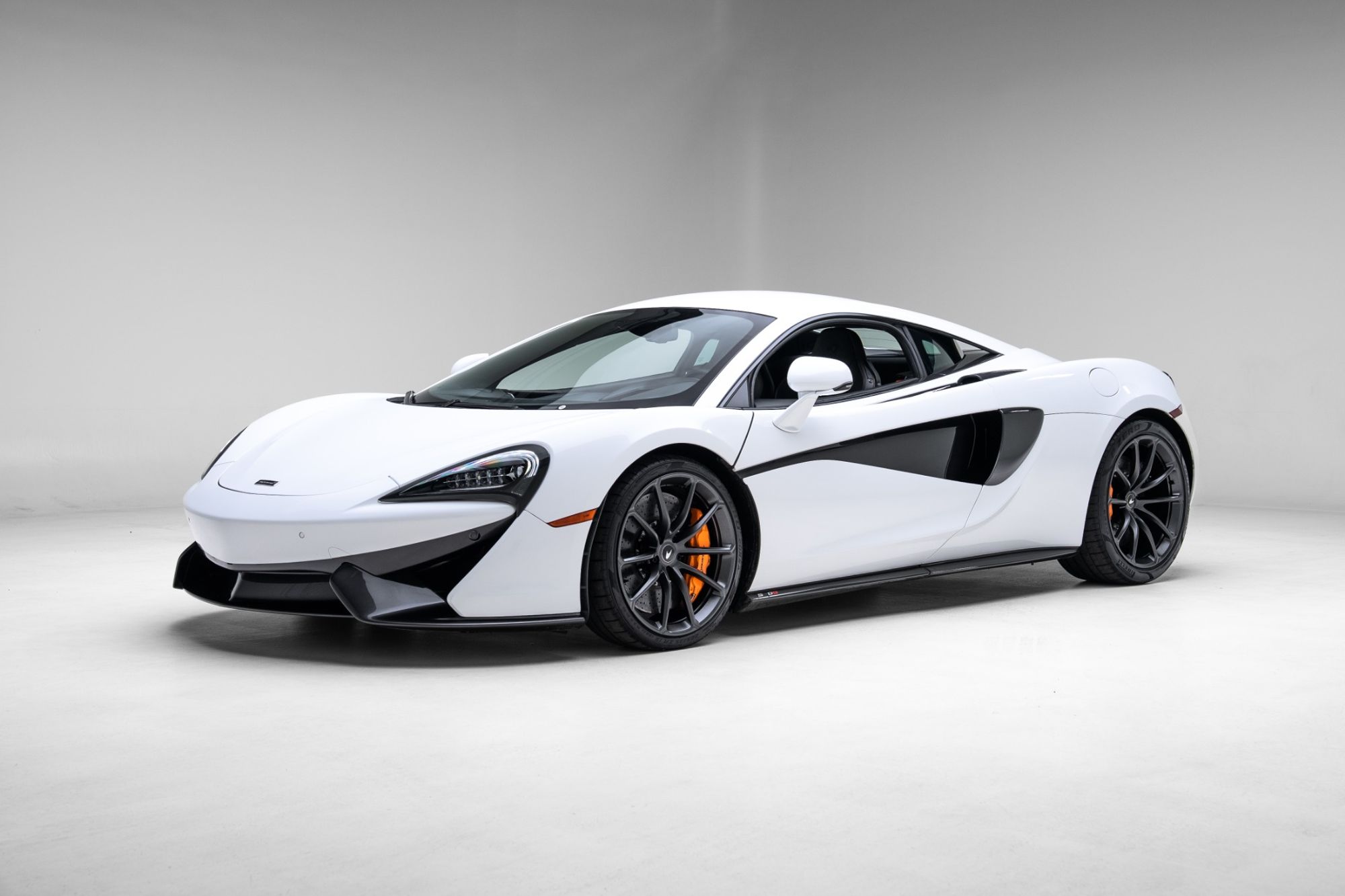 2019 McLaren 570S Base