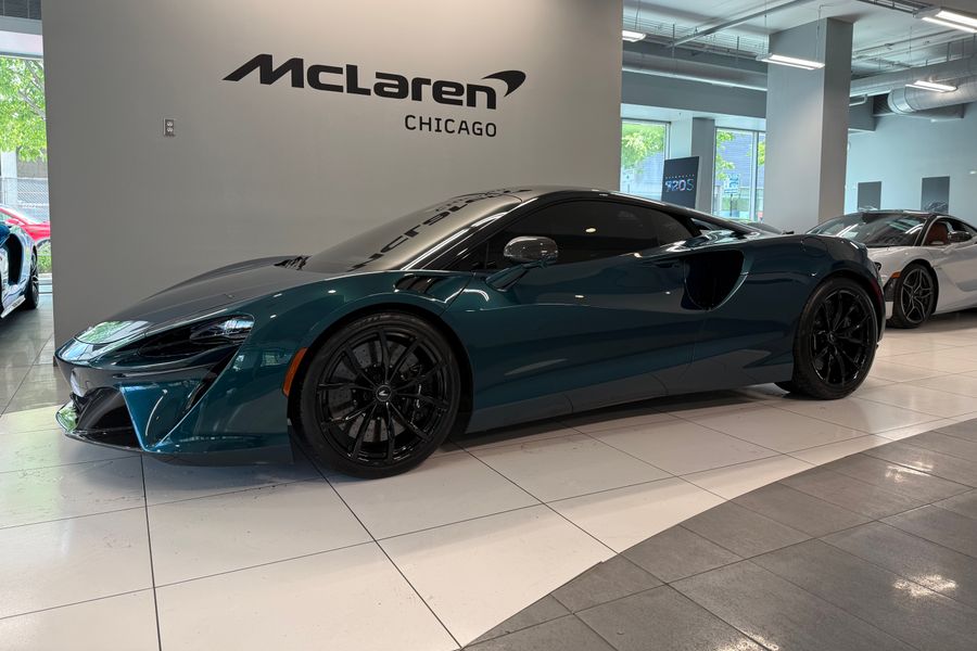 2024 McLaren Artura TechLux for sale