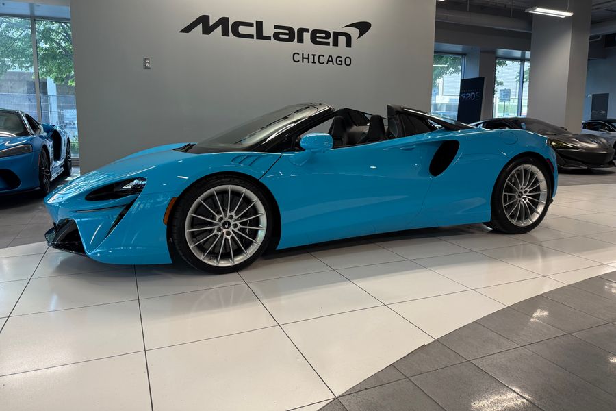 2026 McLaren Artura for sale