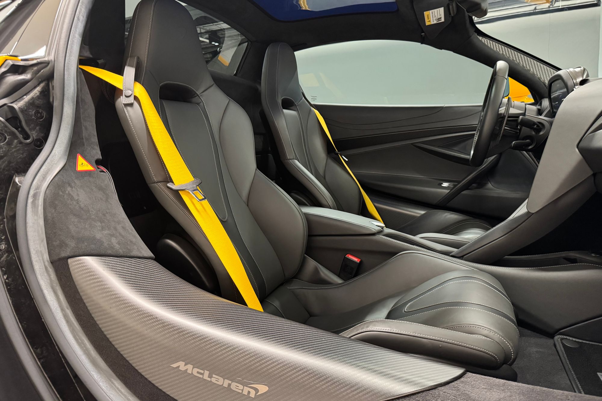 2022 McLaren 720S Luxury - Photo 11