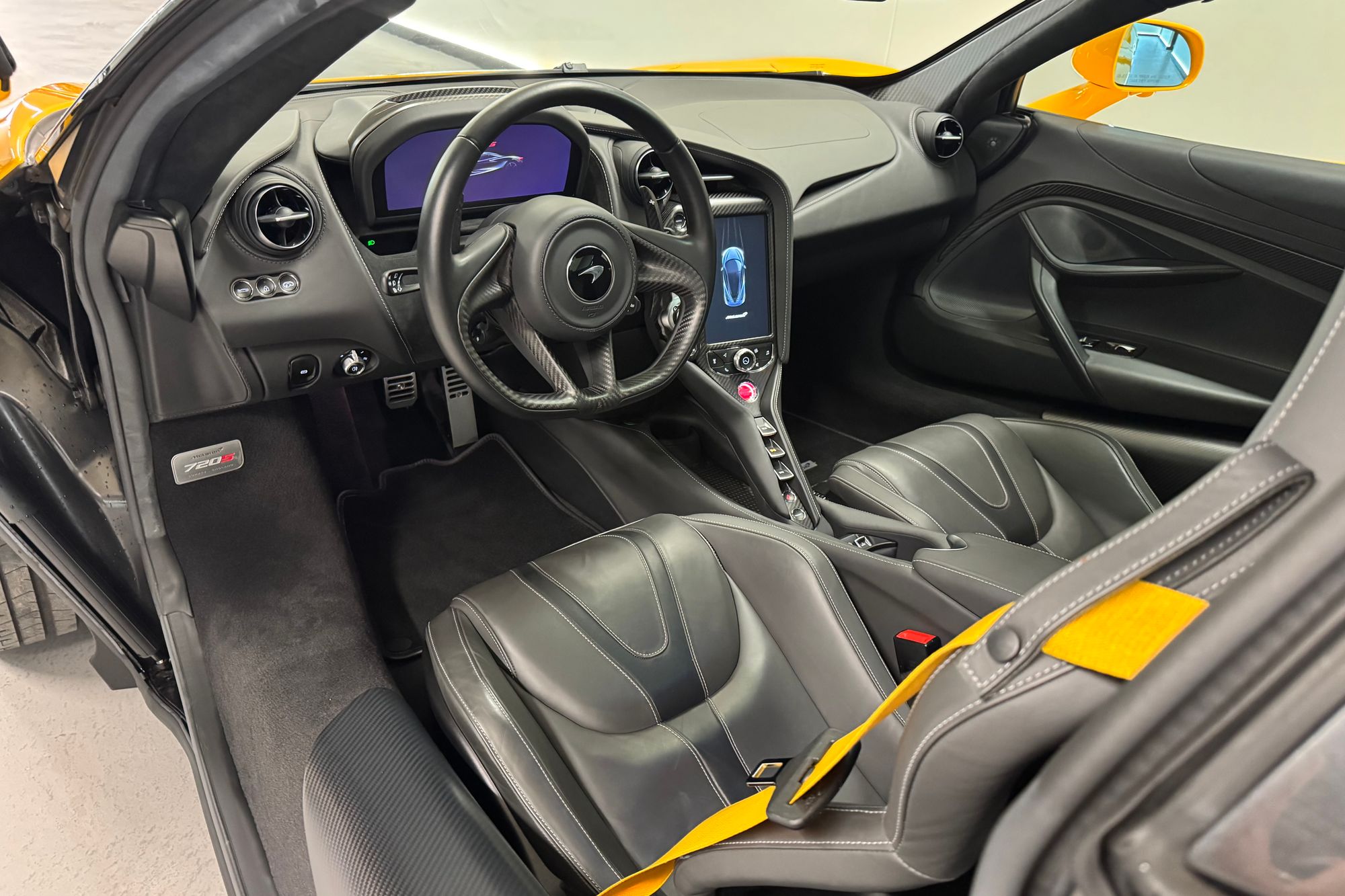 2022 McLaren 720S Luxury - Photo 8