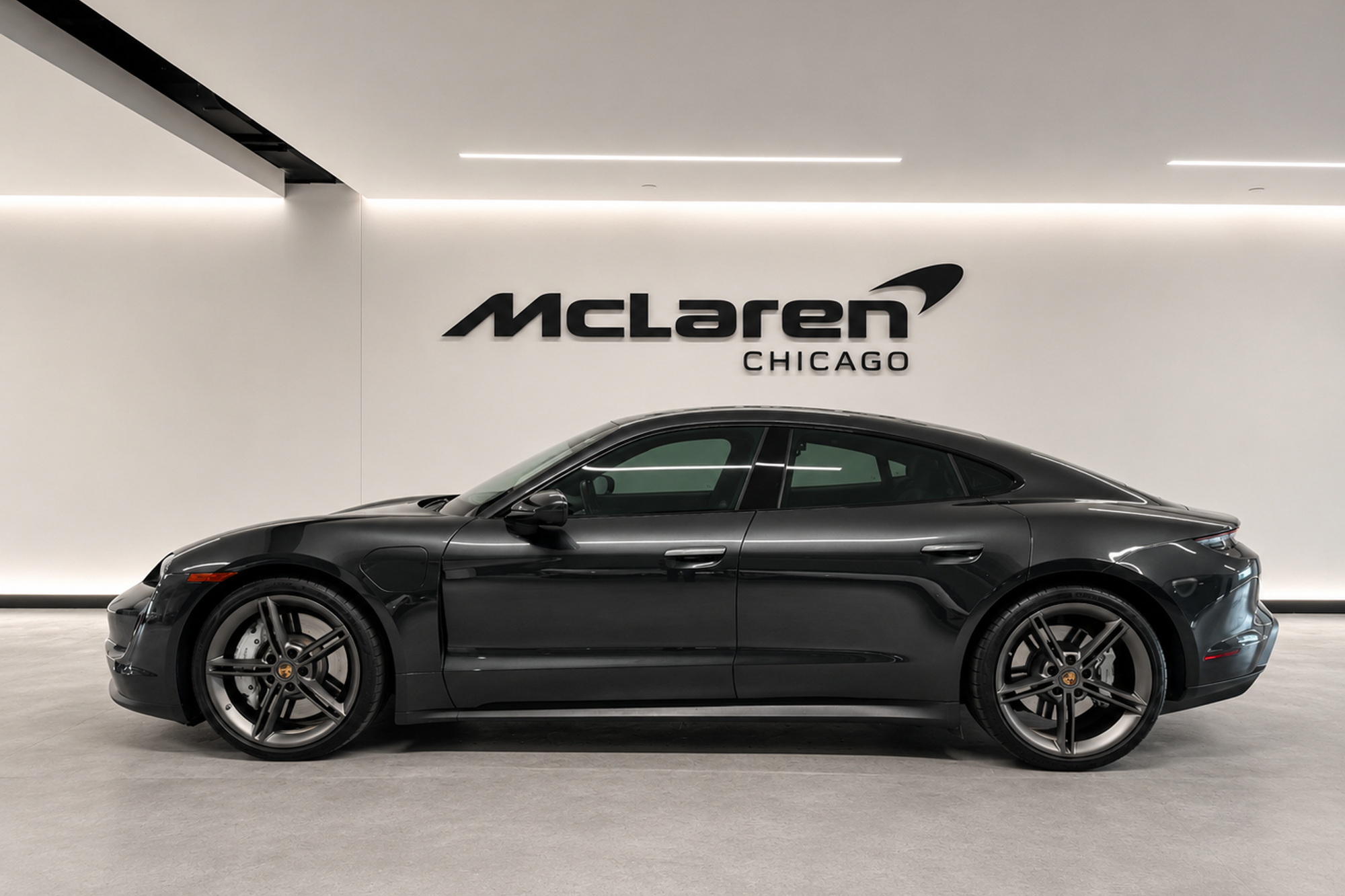 2023 Porsche Taycan 4S's photo