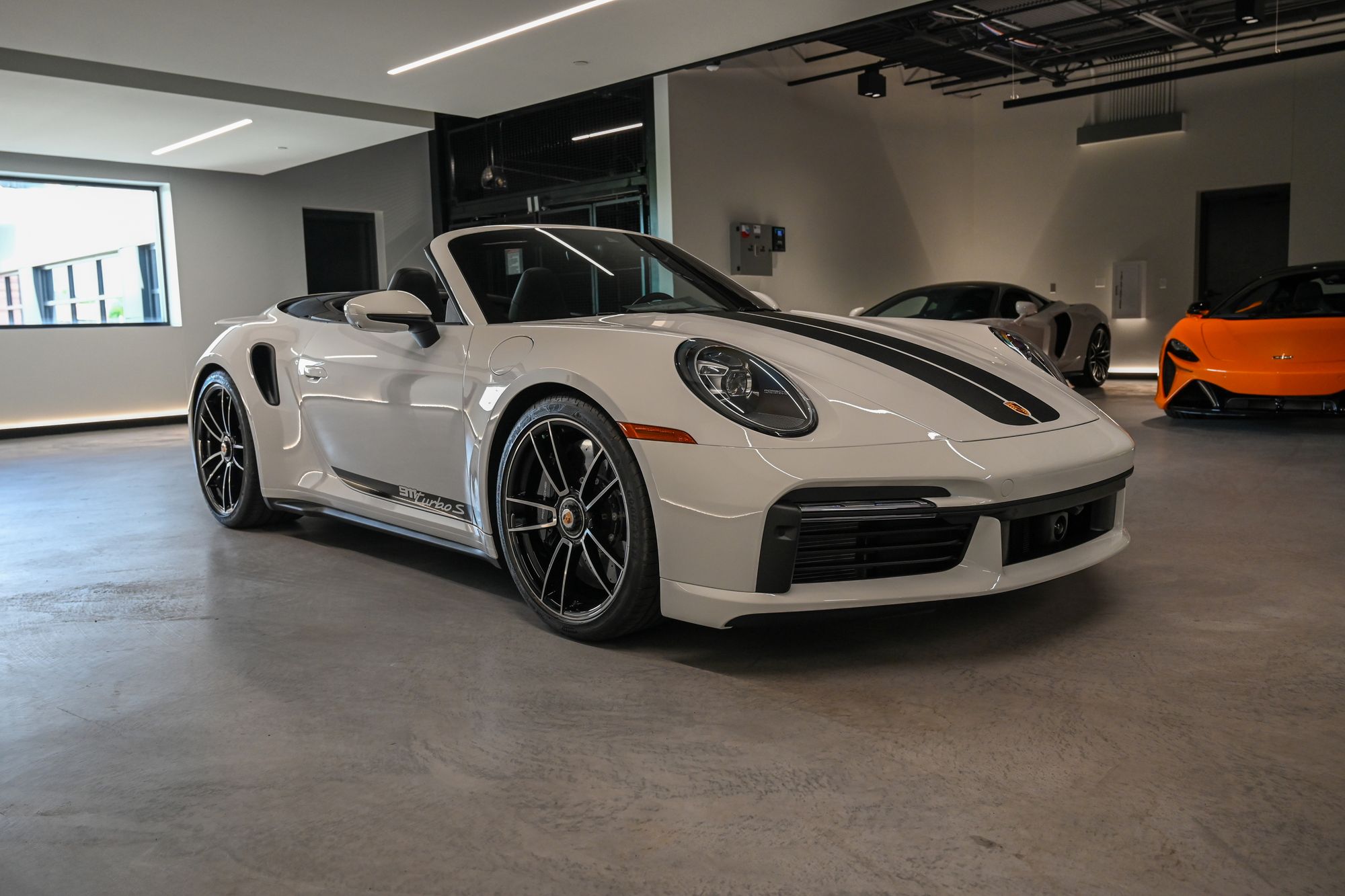2025 Porsche 911 Turbo S - Photo 5