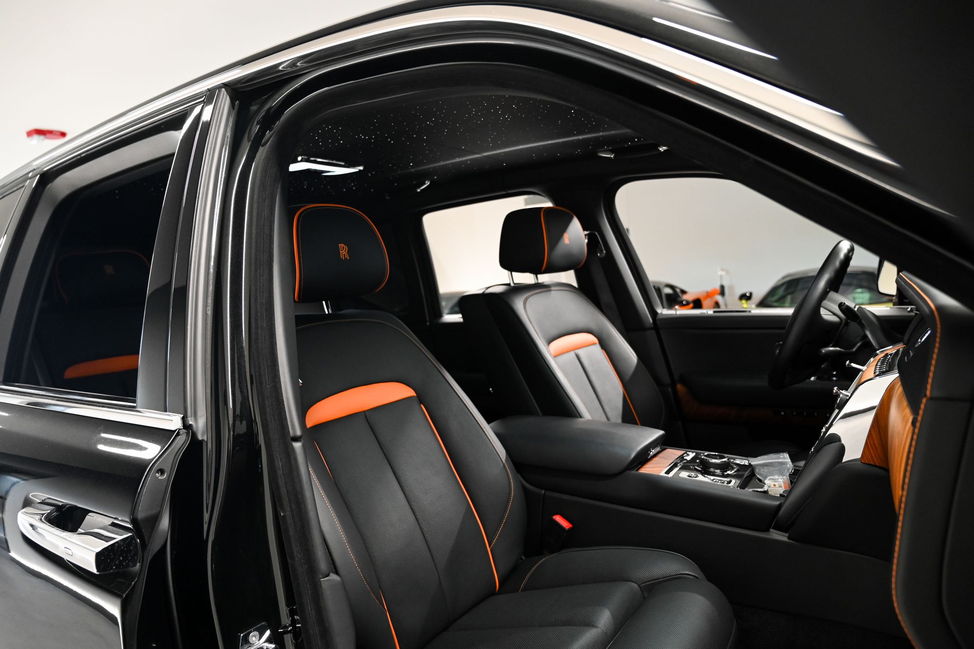 2021 Rolls-Royce Cullinan Base - Photo 29