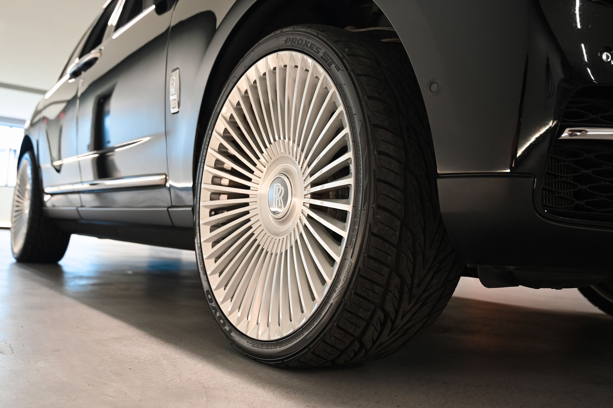 2021 Rolls-Royce Cullinan Base - Photo 6