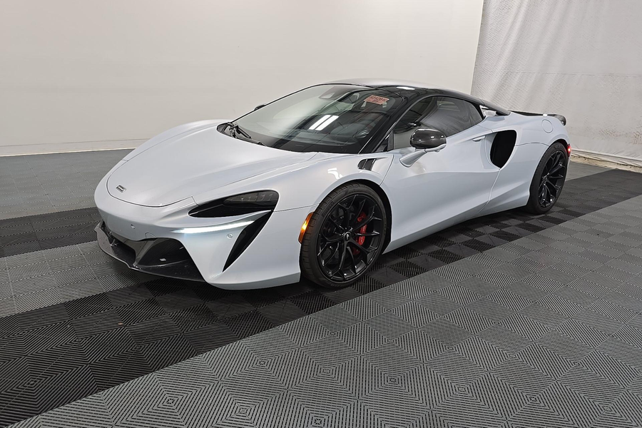 2023 McLaren Artura TechLux for sale