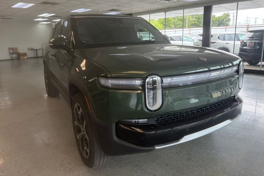 2026 Rivian R1S for sale