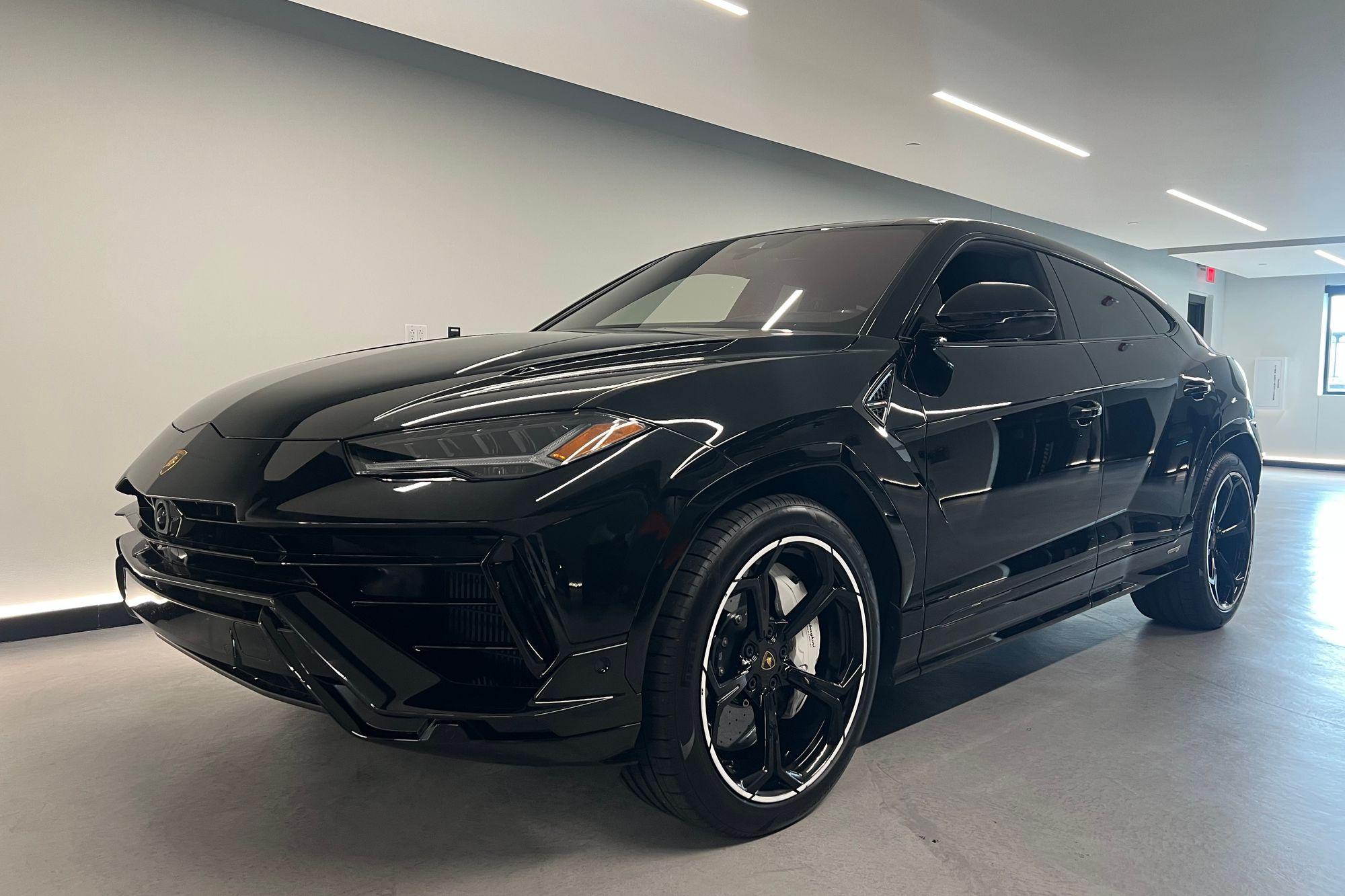 2023 Lamborghini Urus S - Photo 5