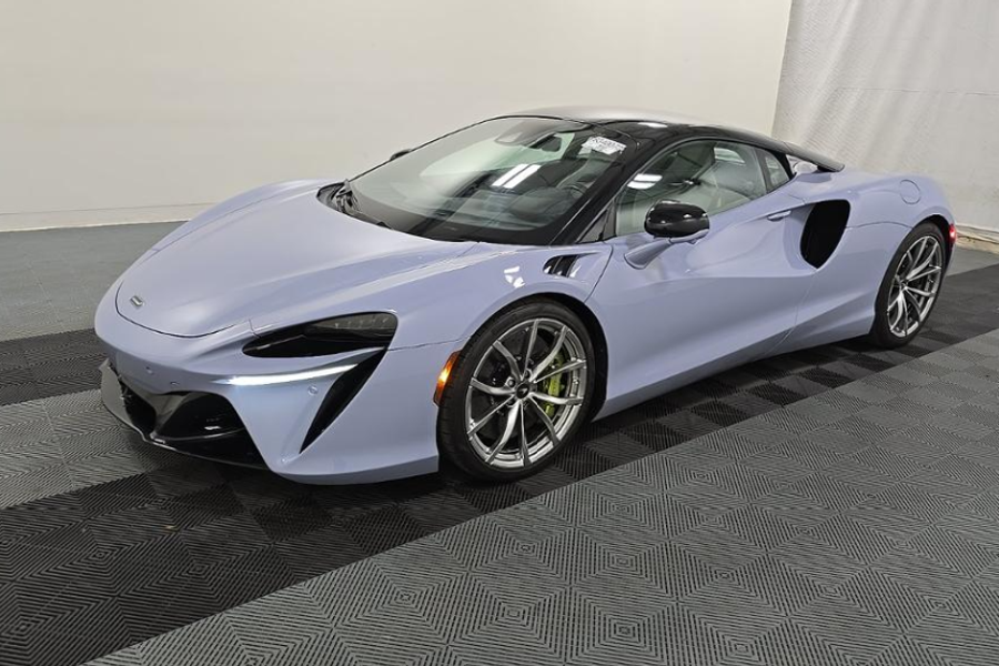 2023 McLaren Artura Vision for sale