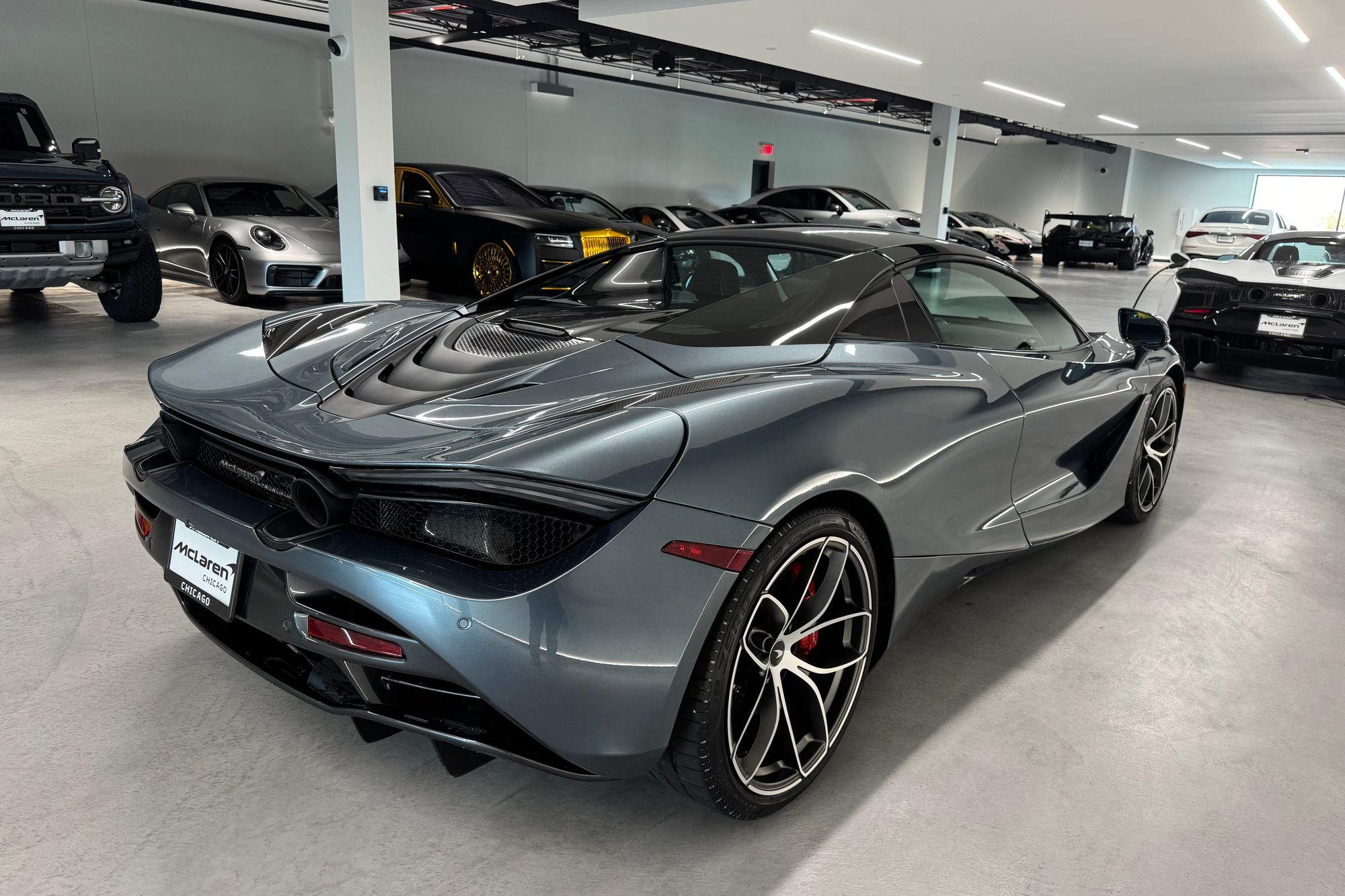 2022 McLaren 720S Performance - Photo 8