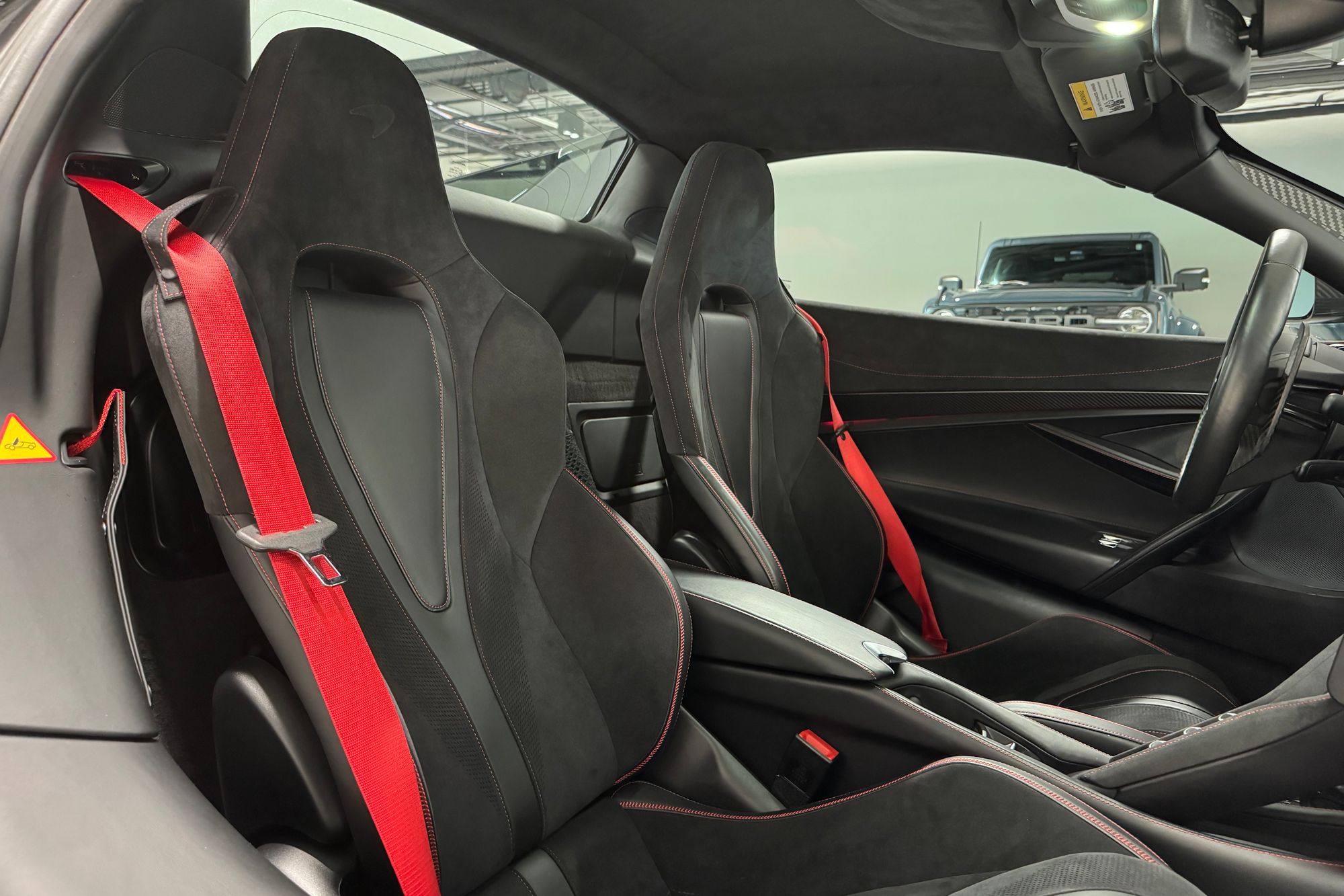 2022 McLaren 720S Performance - Photo 17
