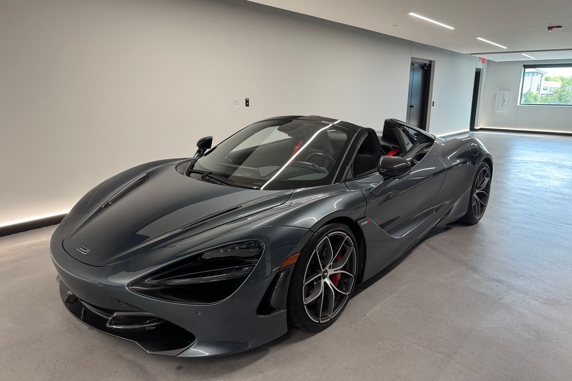 2022 McLaren 720S Performance - Photo 11