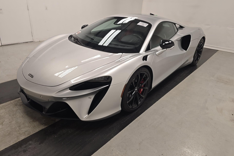 2023 McLaren Artura TechLux for sale