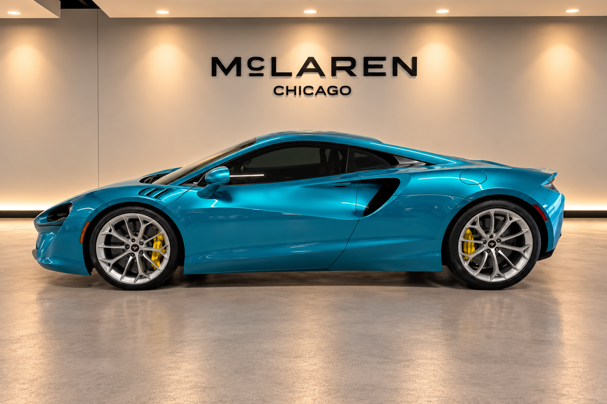 2024 McLaren Artura Performance